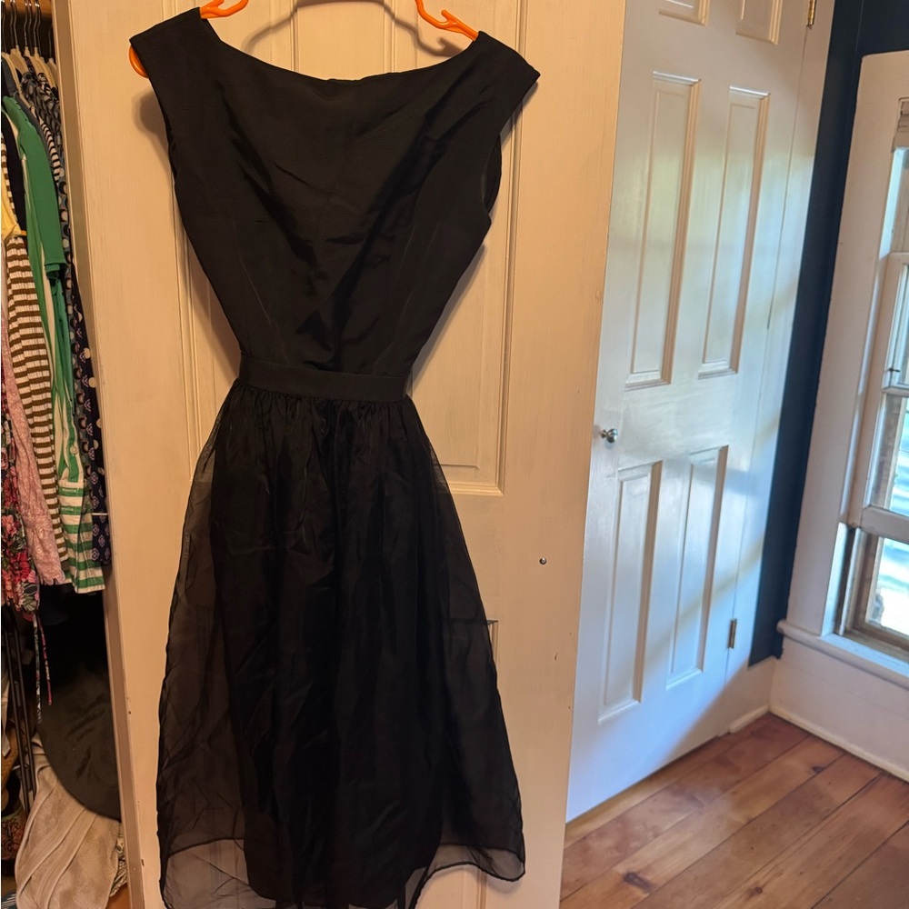 Elegant Vintage Black Dress with Detachable Skirt
